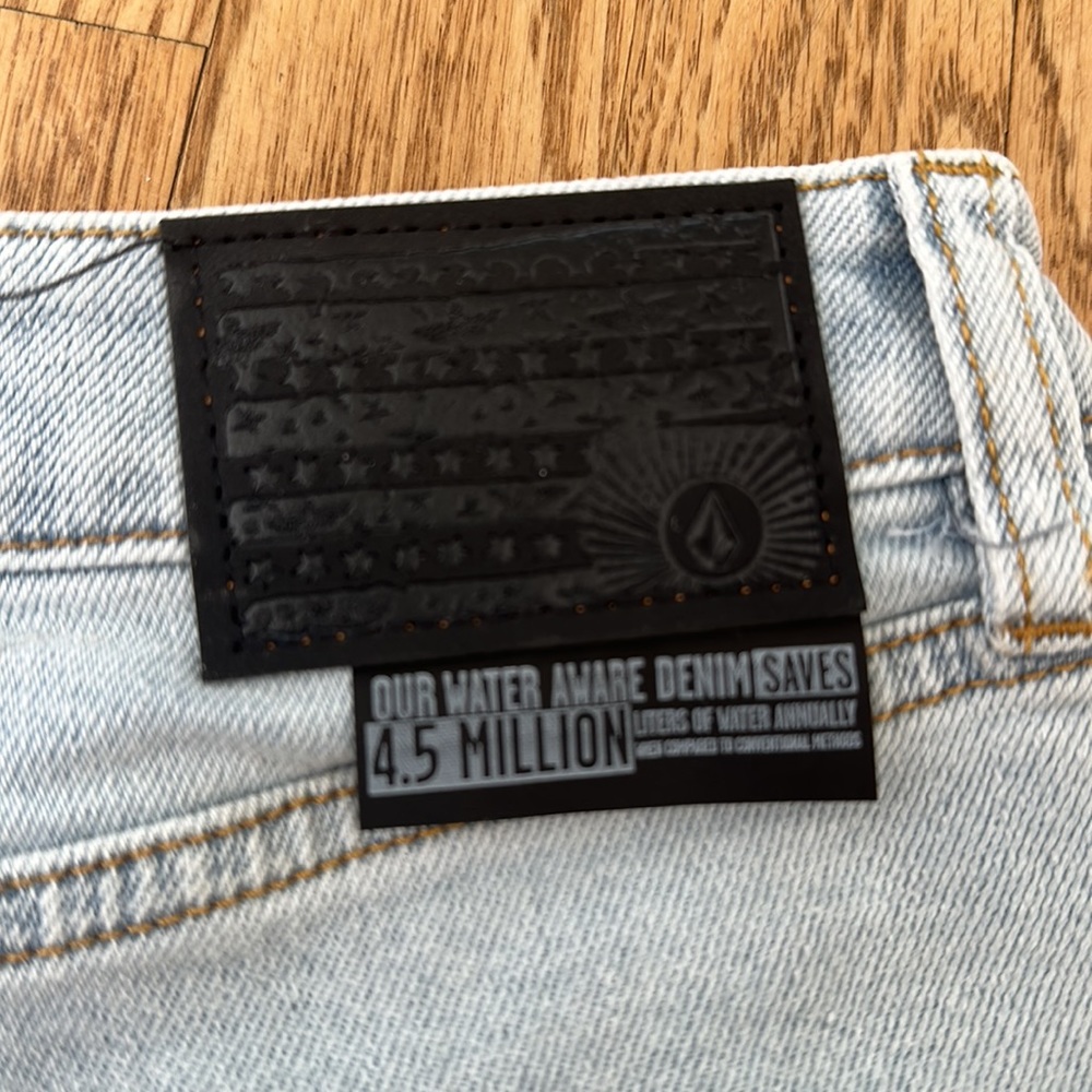 NWOT- Volcom denim cutoff shorts - Picture 4 of 5